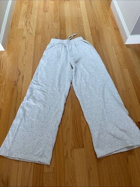 H&M Light Gray Wide-Leg Sweat Pants